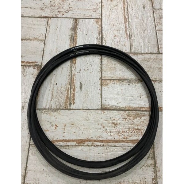 Cubiertas Maxxis Detonator 700 x 23 - 700 x 25 con alambre - Image 2